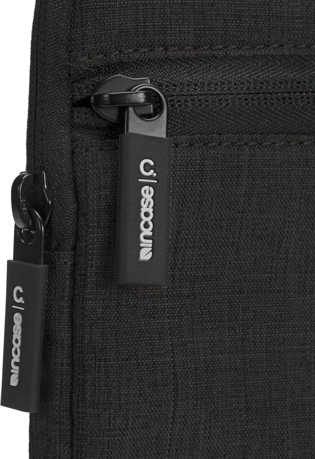 Incase Carry Zip Brief for 13-inch Laptop – Black - Image 4